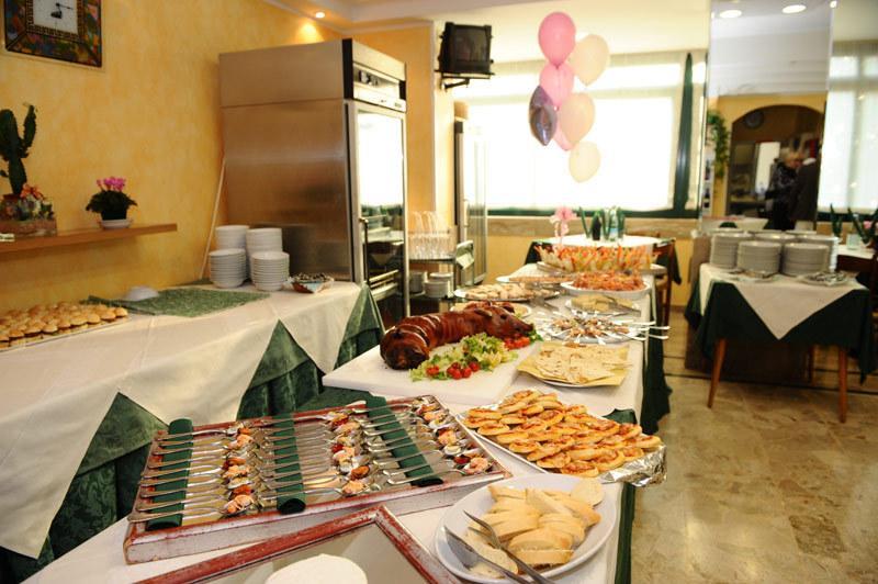 Hotel Verdemare Римини Экстерьер фото